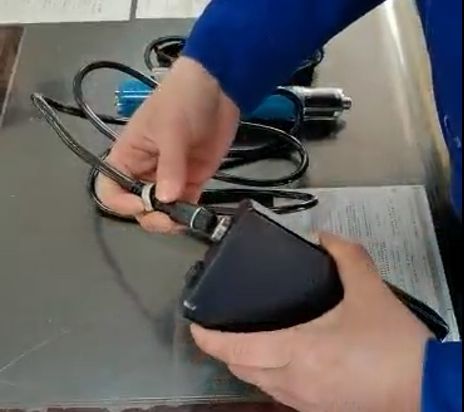 钢丝螺套手动装置视频